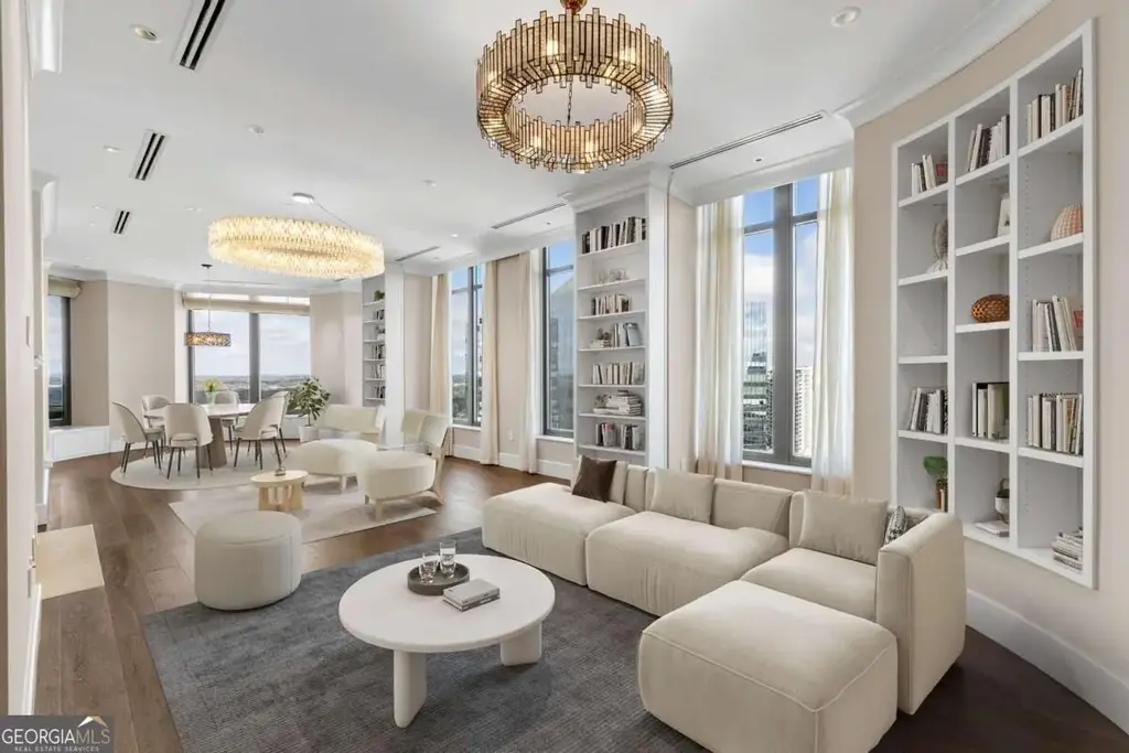 3376 Peachtree Road Ne 35a, Atlanta