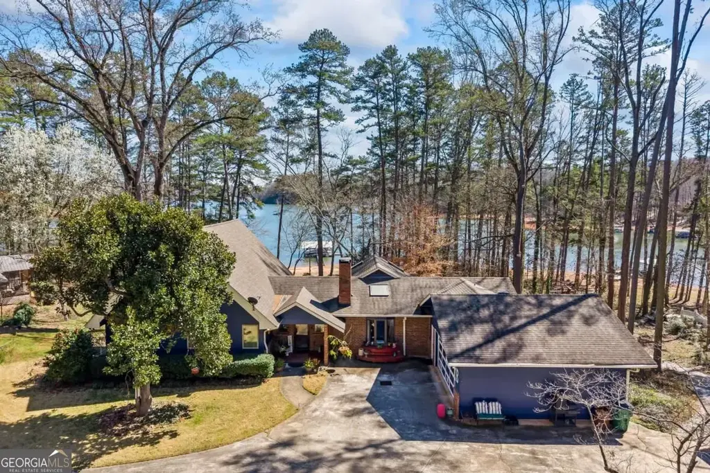 572 Imperial Drive, Martin