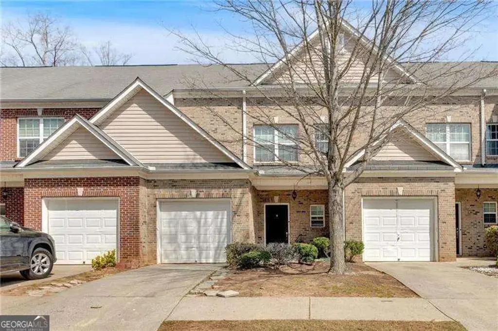 2555 Flat Shoals Road 1104, College Park