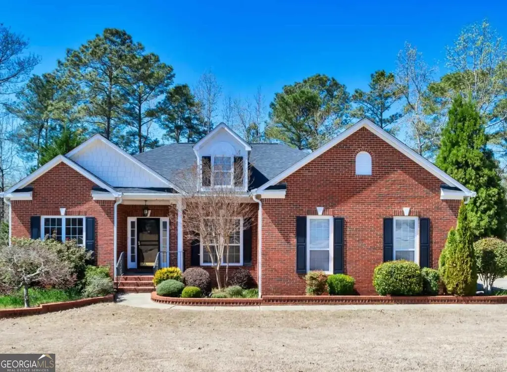 9168 N Links Drive, Covington