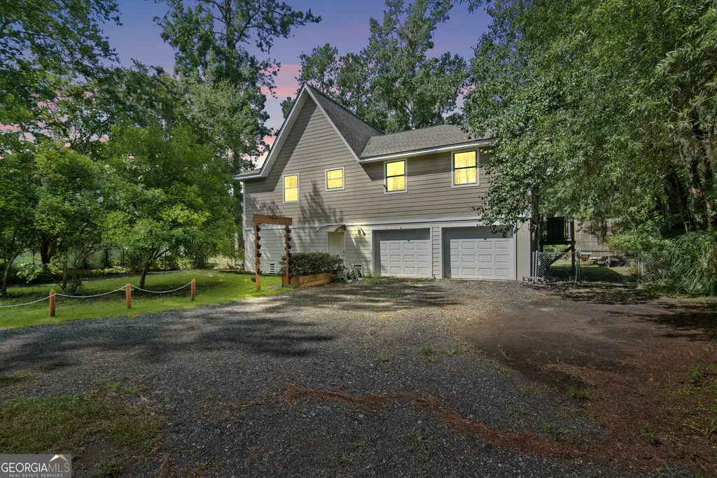 641 Tideland Drive, Midway