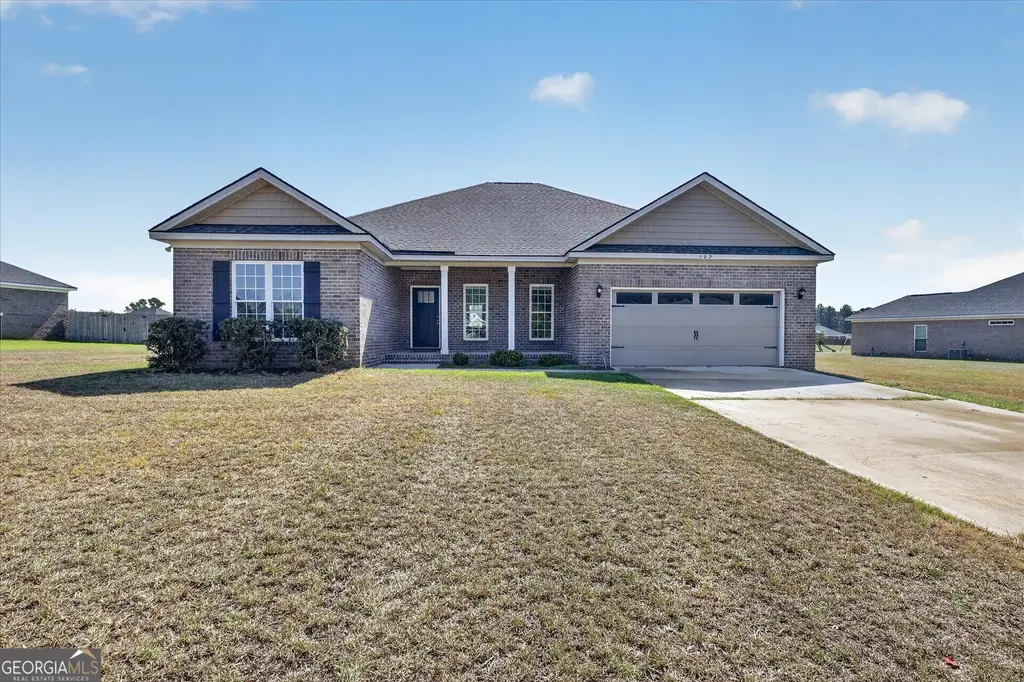 509 Winter Way, Statesboro