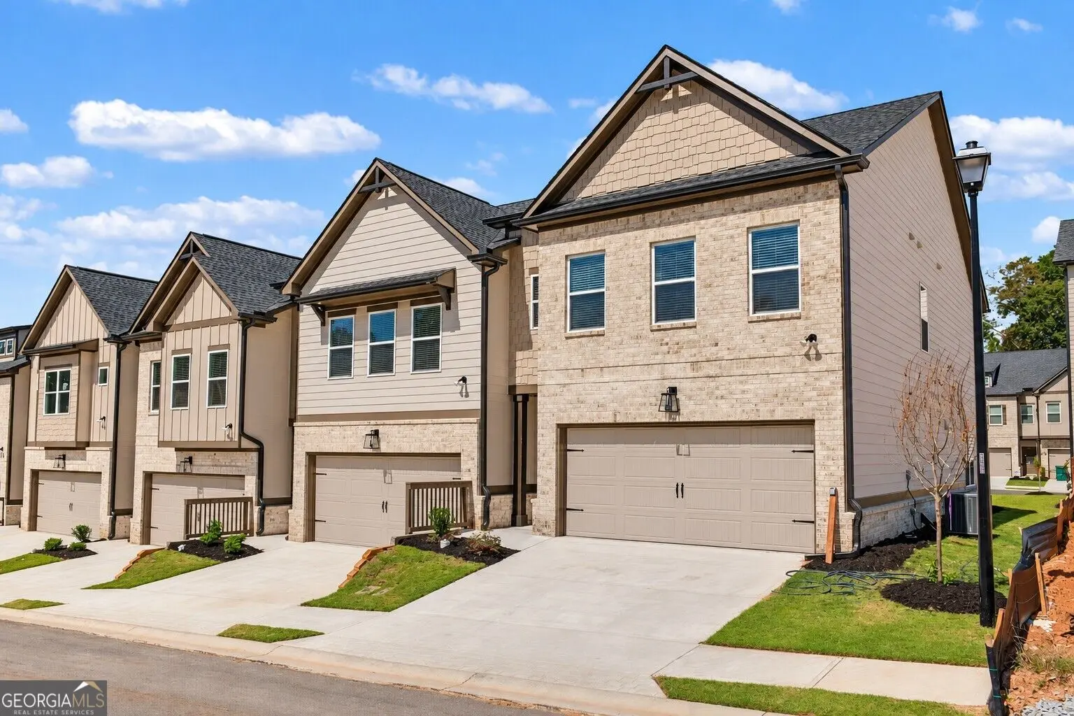 Photo of Listing #10837350