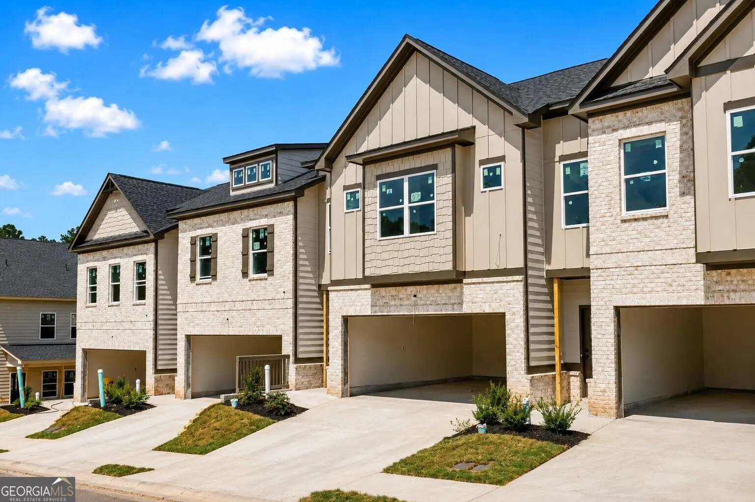 Photo of Listing #10837359
