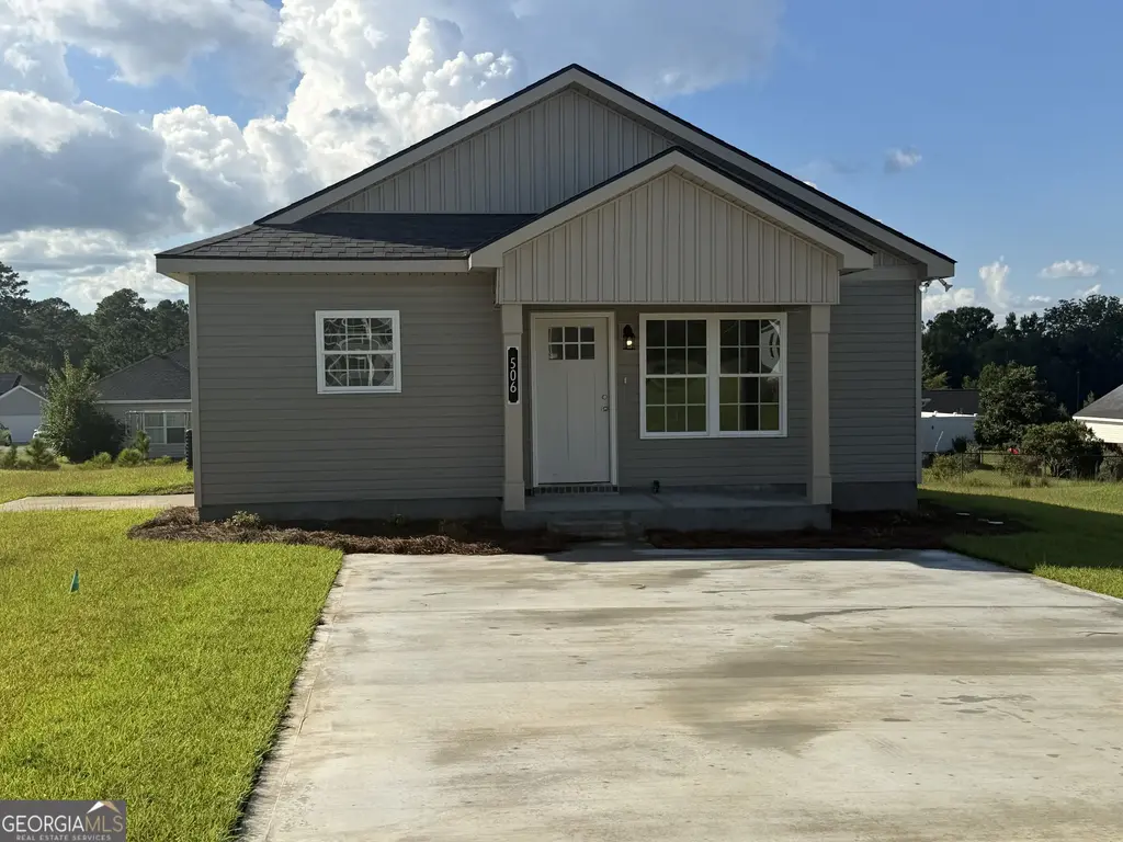 506 Nickies Way, Statesboro