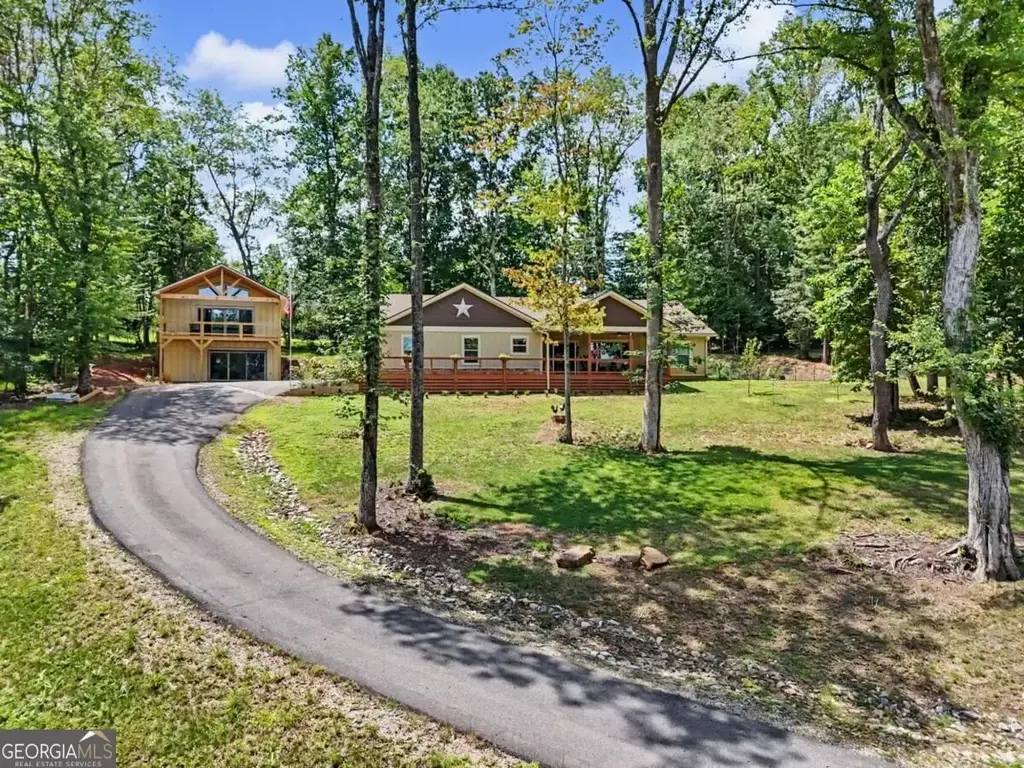 188 Oxford Trail, Blairsville