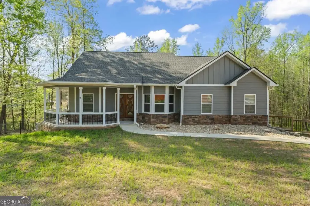 209 Shell Cove, McDonough