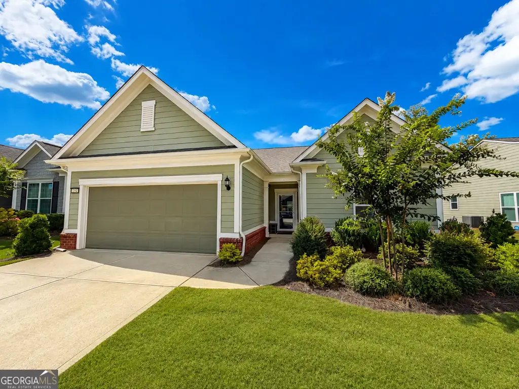 229 Nuttall Drive, Griffin