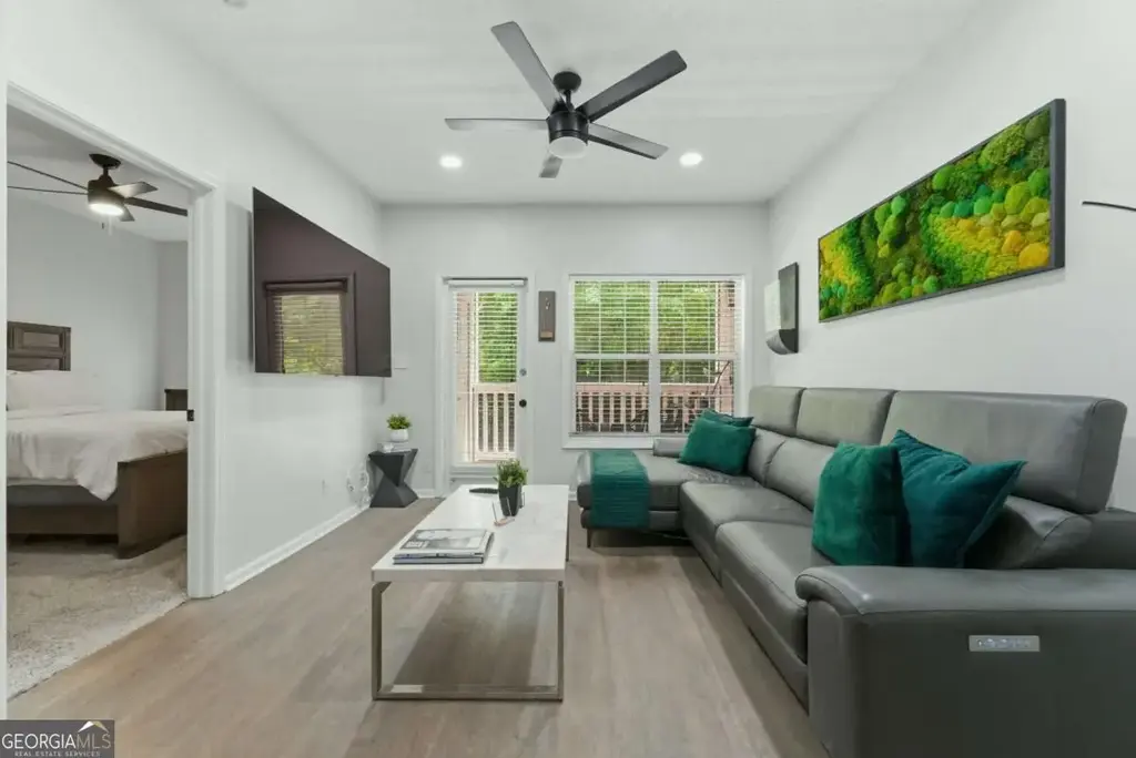 1250 Parkwood Circle Se 1214, Atlanta