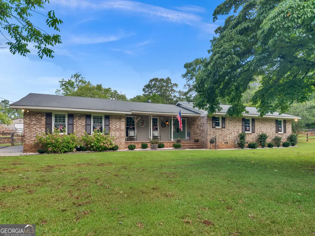 3384 Dames Ferry Road, Forsyth