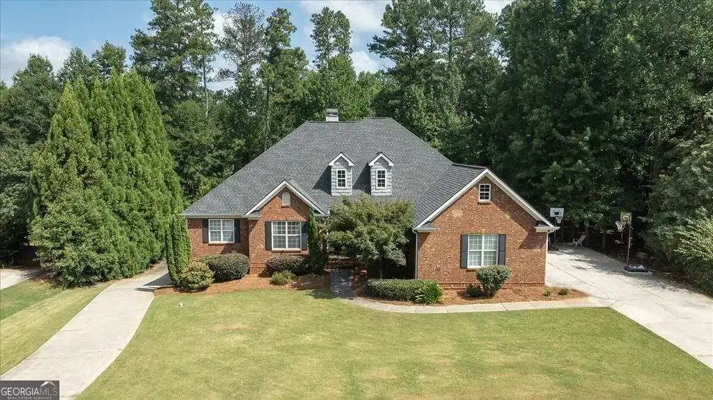 303 Vantage Drive, Jefferson