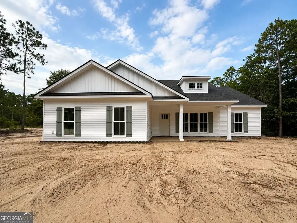 375 Canoochee Drive, Claxton