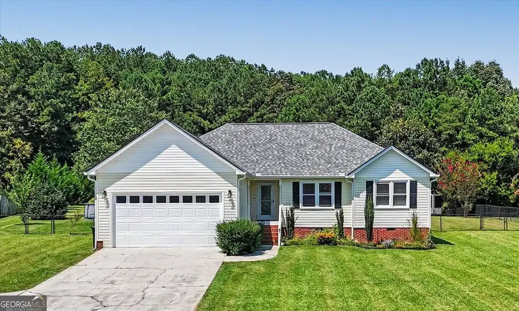 65 Windmill Drive Se, Silver Creek