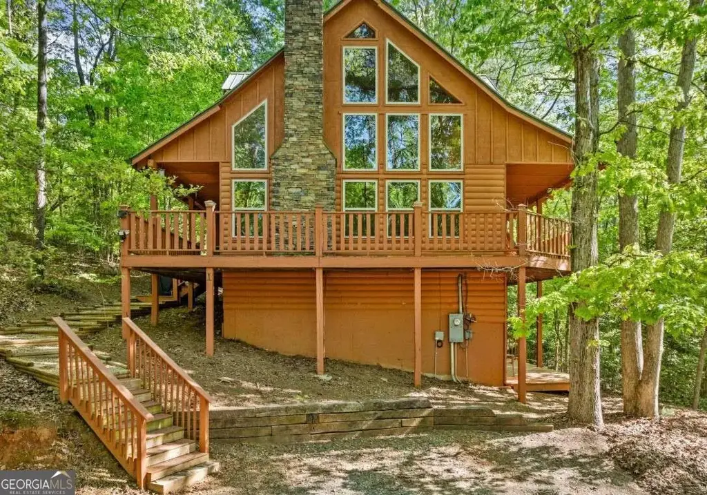 2239 Dean Mountain Road, Cleveland
