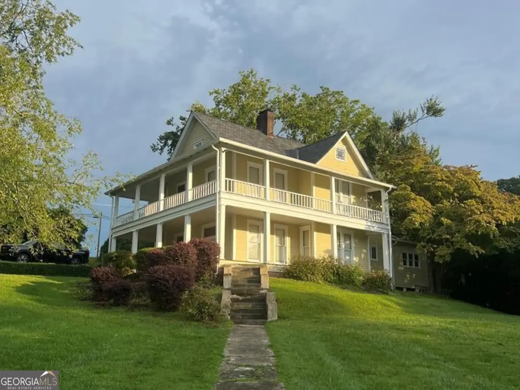 190 Mckinney Street, Blue Ridge