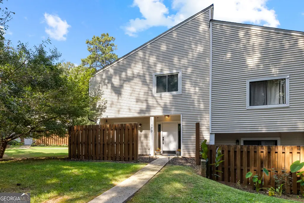 173 Twiggs Corner, Peachtree City