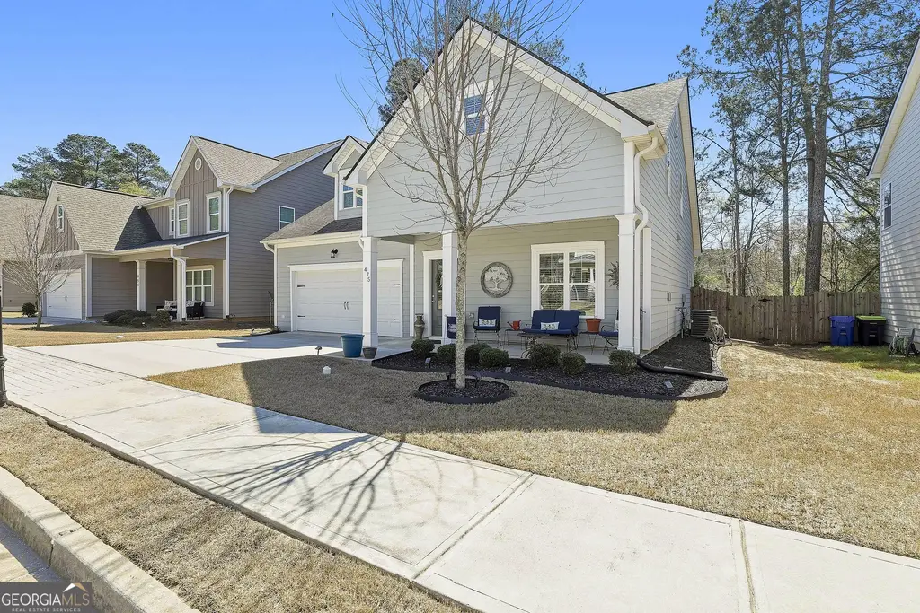 475 Rabbits Run, Fayetteville