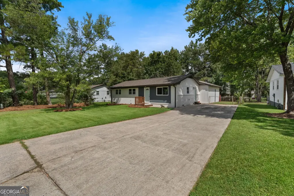 2718 Somerton Drive, Morrow