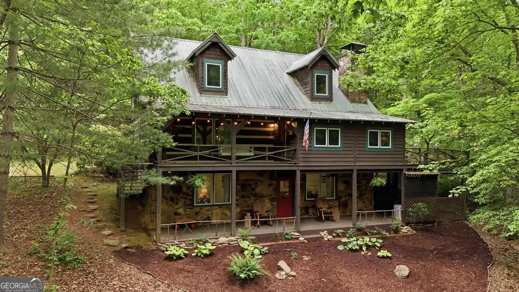 320 Sweetwater Drive, Clarkesville