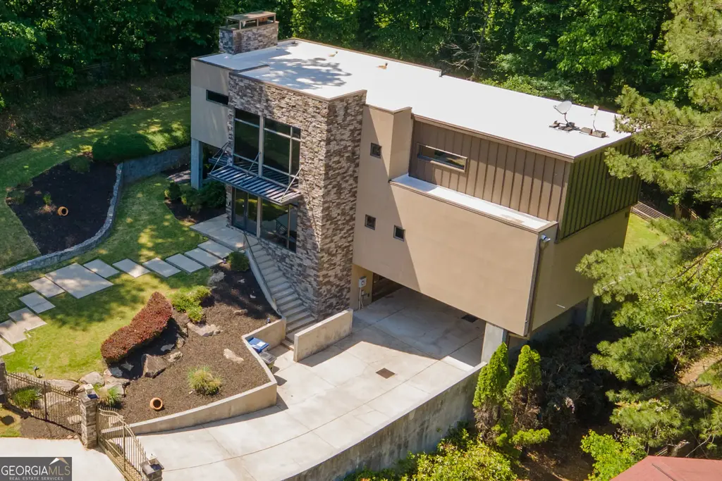 643 Larchmont Circle Nw, Atlanta