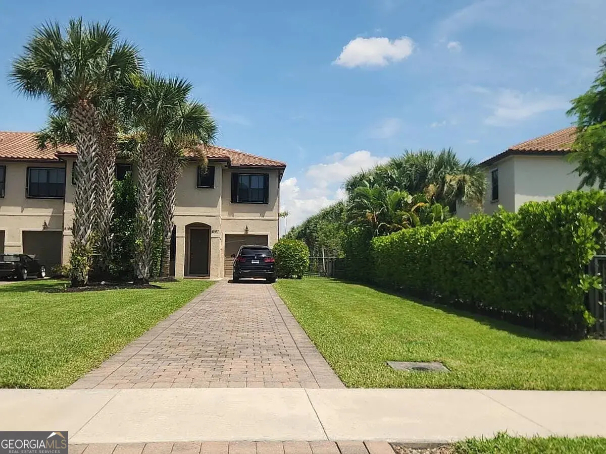 Photo of Listing #10839041