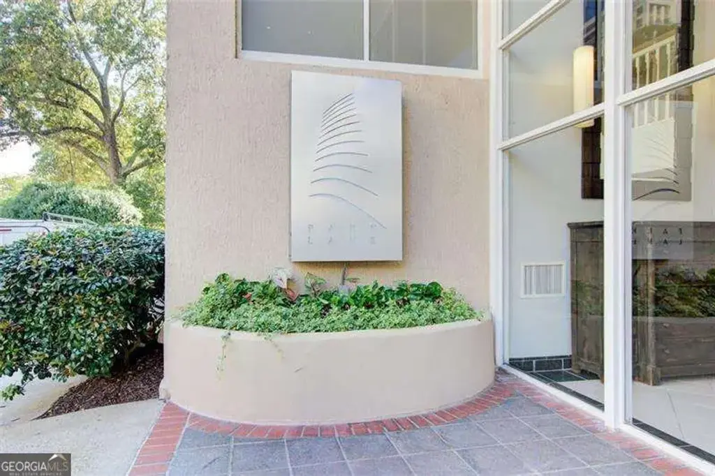 2479 Peachtree Road Ne 304, Atlanta
