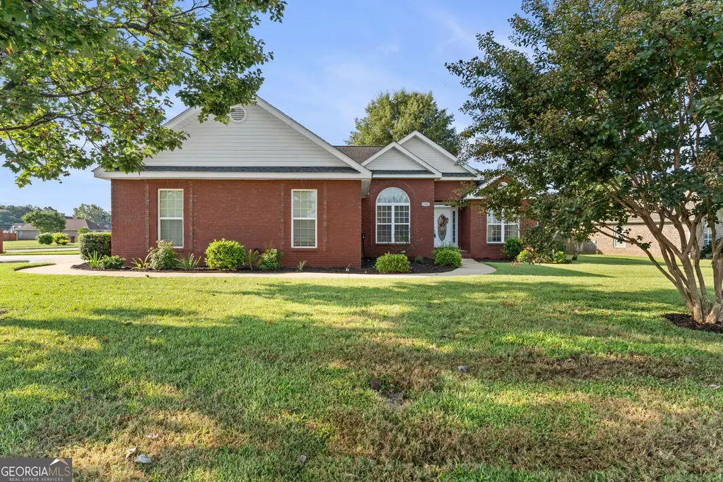 806 Huntwood Lane, Kathleen