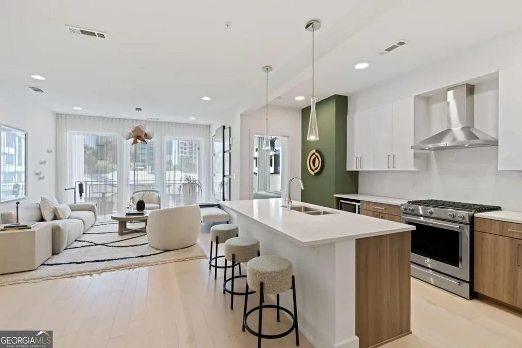 775 Juniper Street 111, Atlanta
