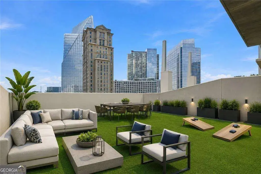 3324 Peachtree Road Ne 808, Atlanta