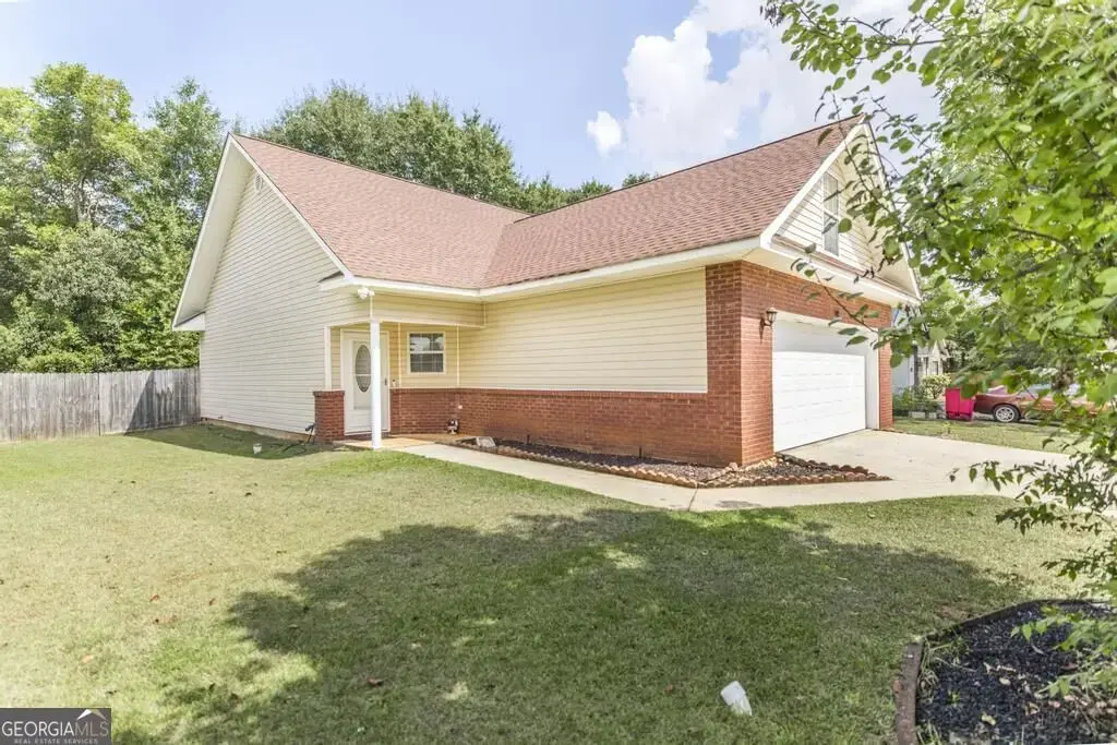 108 Sunnymeade Drive, Warner Robins