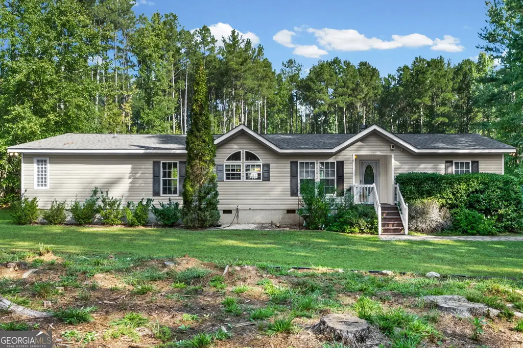 354 Gibson Road, Newnan