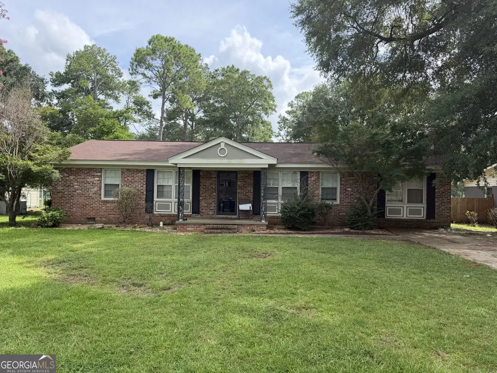2622 Pine Valley Road, Albany