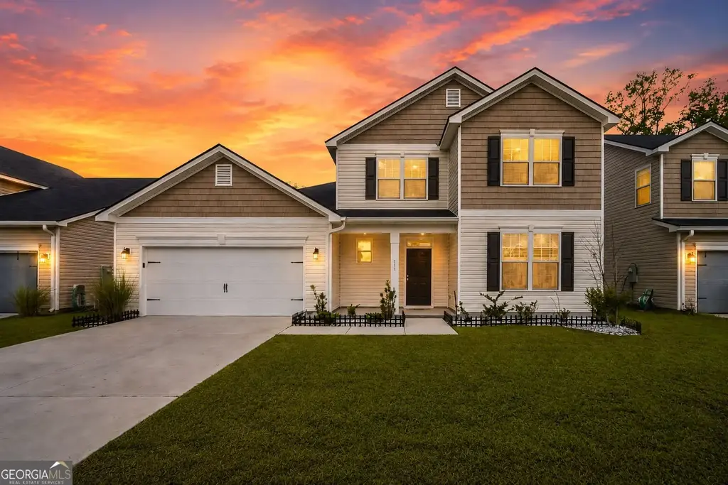 111 Pioneer Way, Kingsland