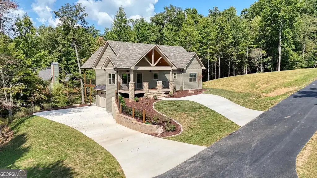 2079 Almont Rd., Young Harris