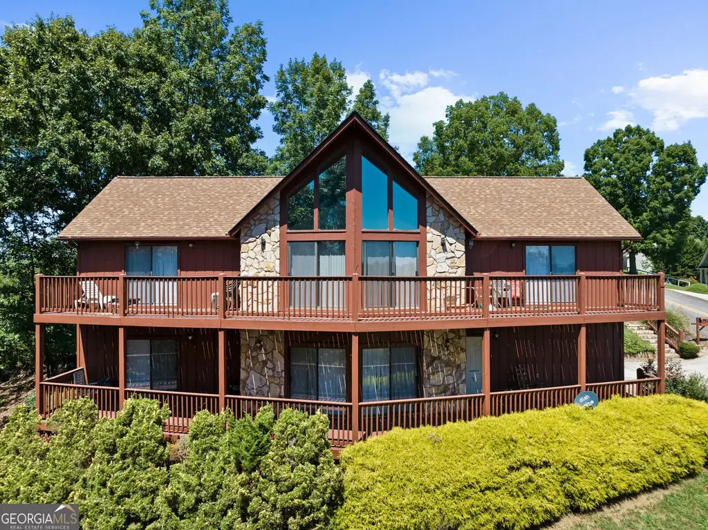 567 Mountain Top, Blairsville