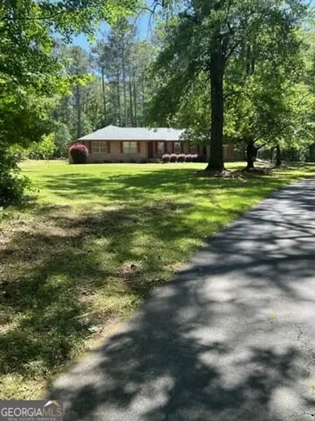 12276 Flat Shoals Road, Covington
