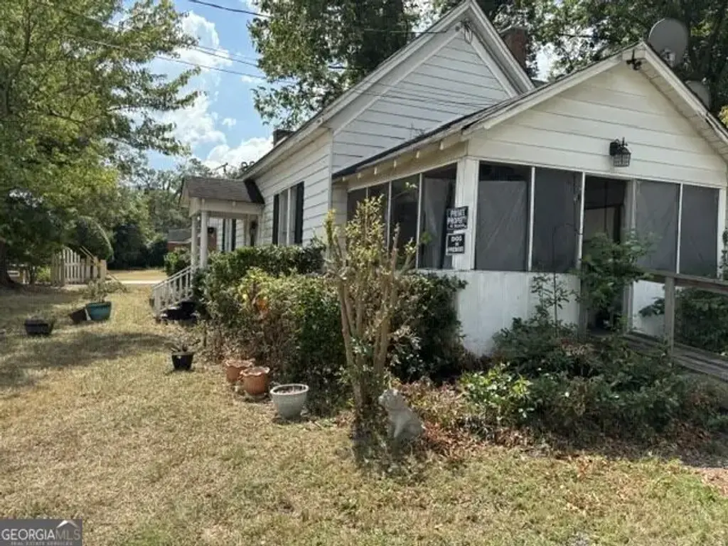 575 N Cherokee Road, Social Circle