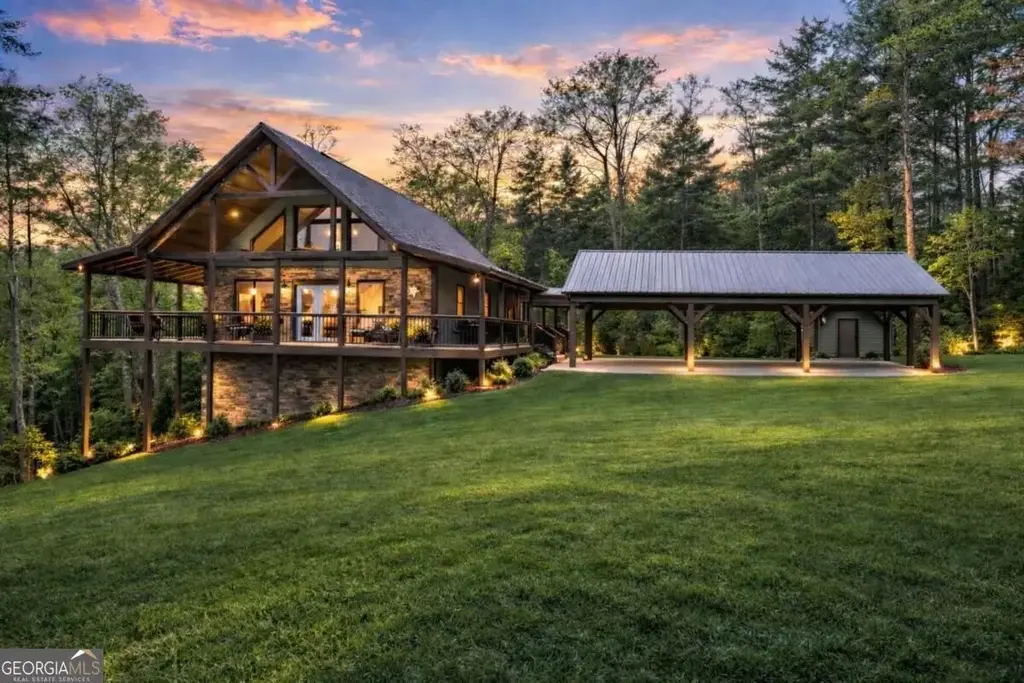 259 Red Bush School Road, Blue Ridge