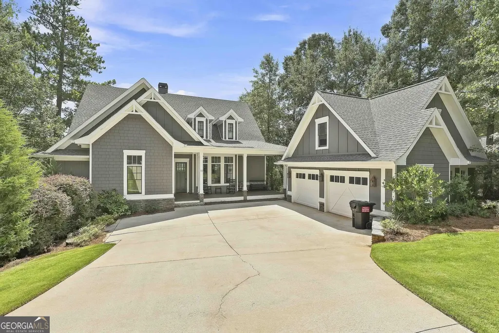 55 Paddleboat Lane, Newnan