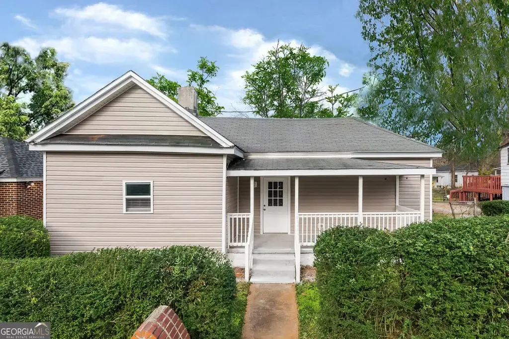 1370 W Hancock Avenue, Athens
