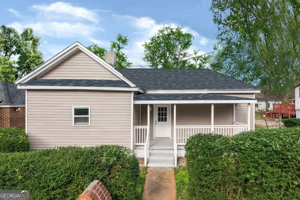 1370 W Hancock Avenue, Athens