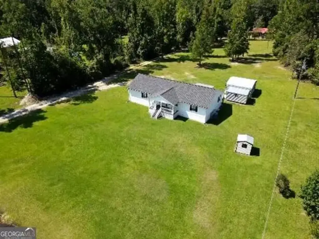95 Meadow Road, Swainsboro