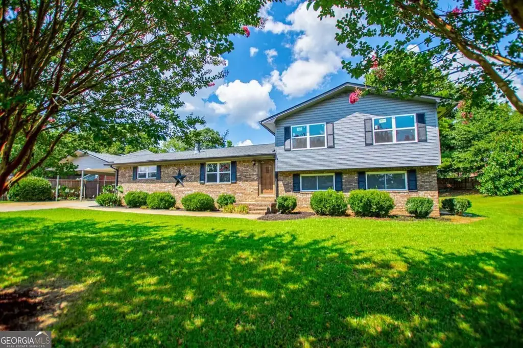 74 Adams Street, Heflin