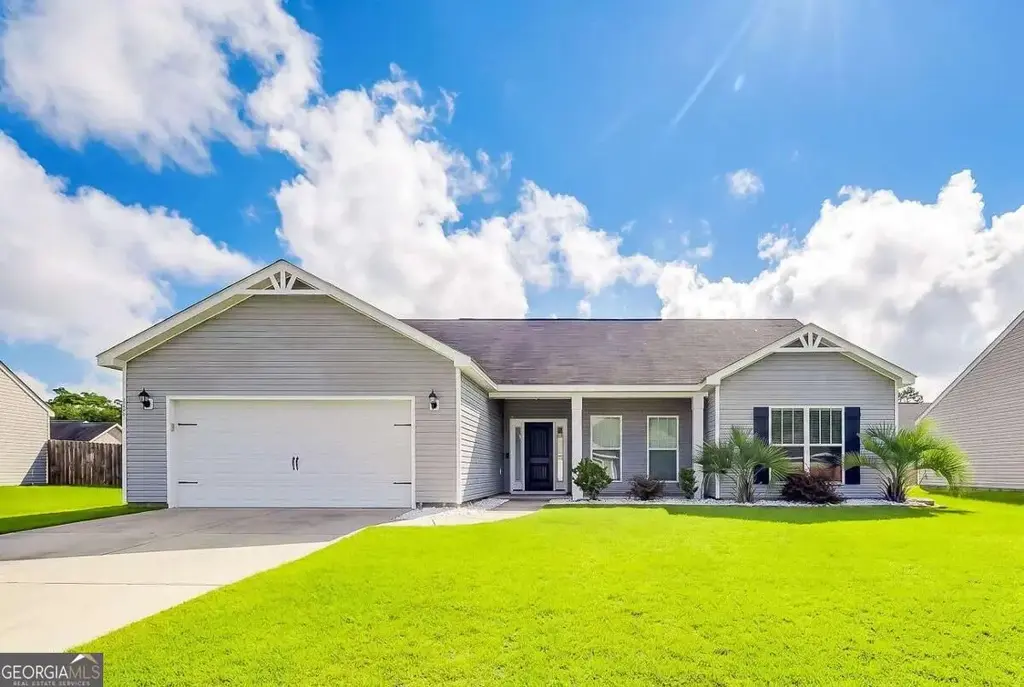 123 Thoroughbred Drive, Guyton