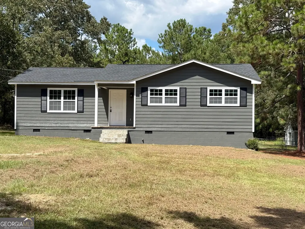 779 Carl Sutton Road, Lizella