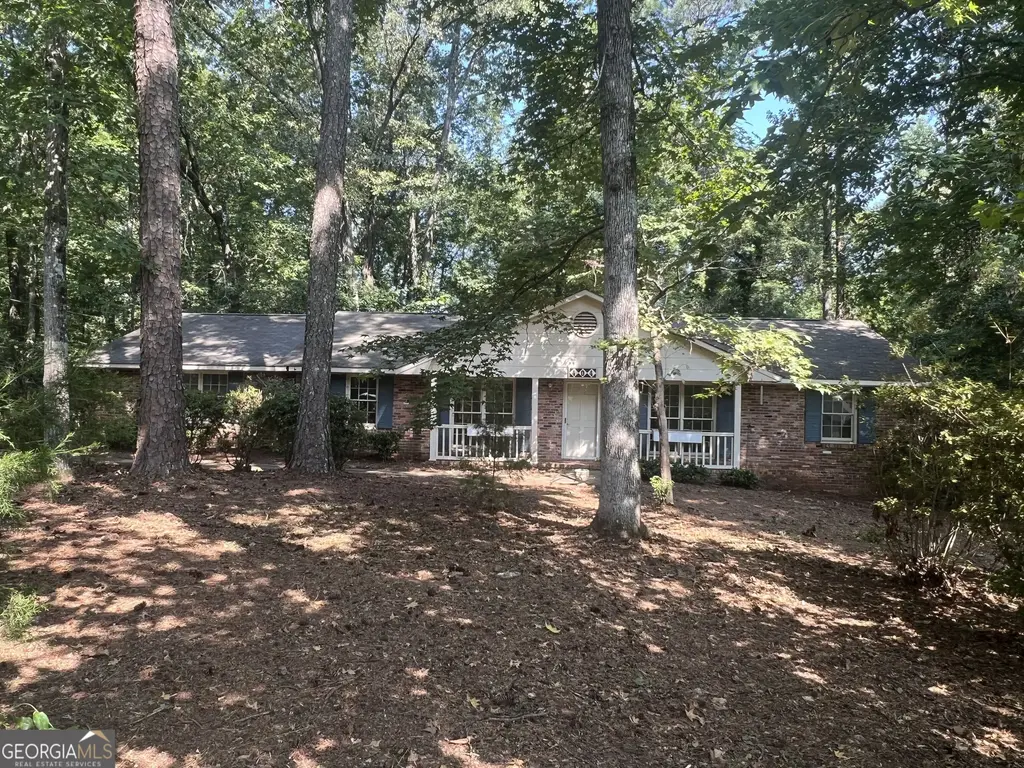 404 Debra Drive, Lagrange