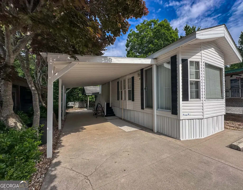 68 Nomad Trail, Cleveland