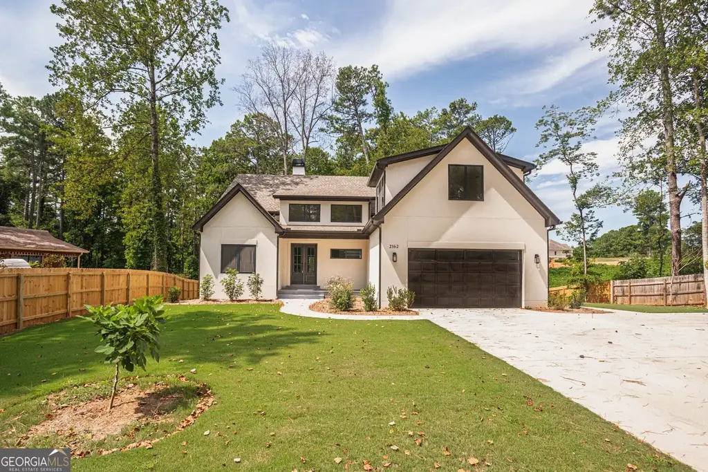 2162 Plantation Road, Lawrenceville