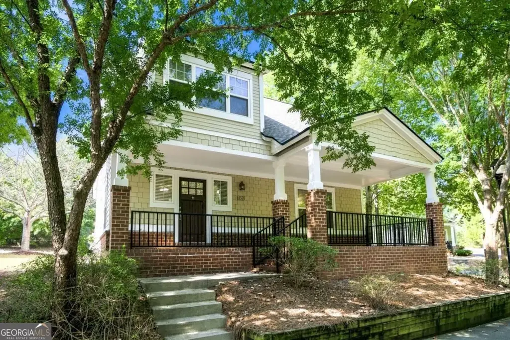 1035 Barnett Shoals Road 450, Athens