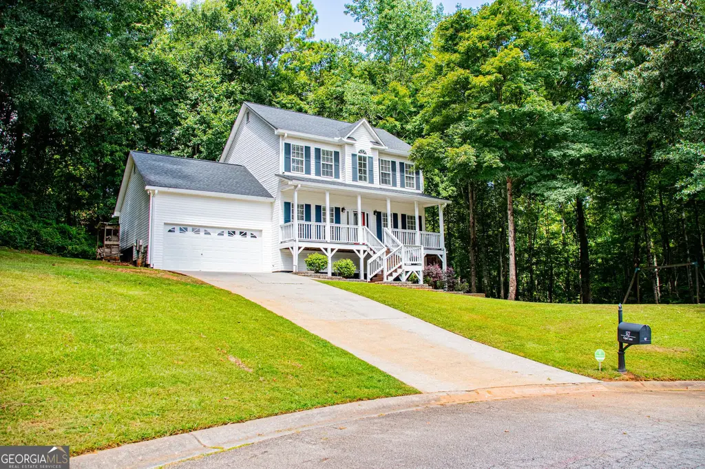 127 Opal Lane, Carrollton